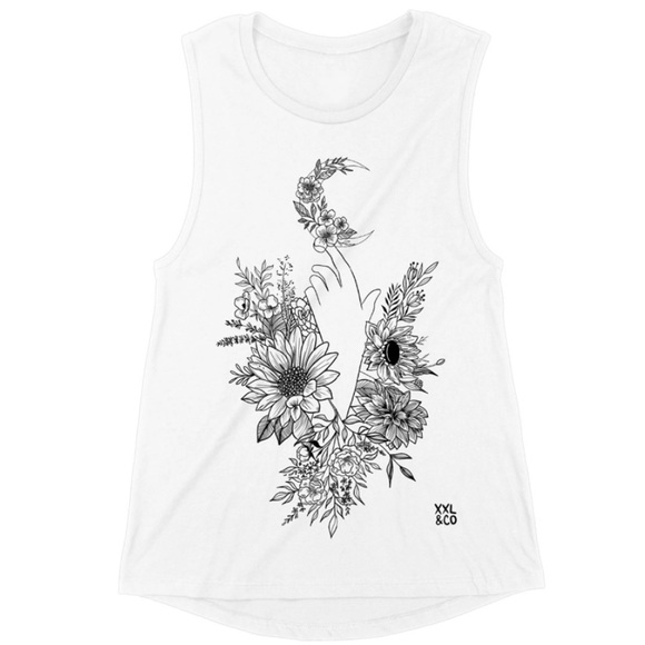XXL & Co. White Line Art Tank Top - Picture 1 of 8